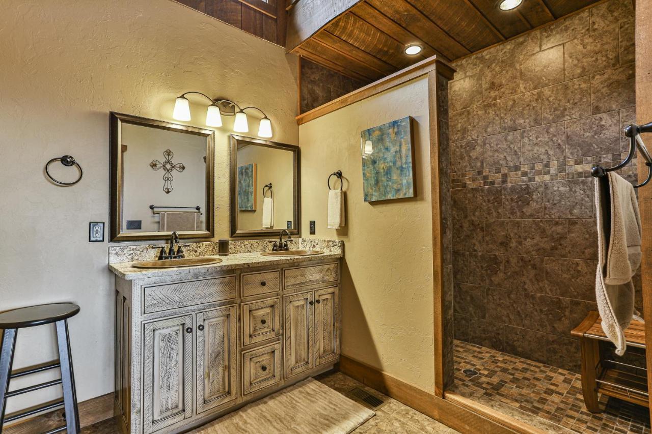 Villa Eagles Crest - Long Range Layered Mountain Views In Peaceful Neighborhood! Mineral Bluff Exterior foto