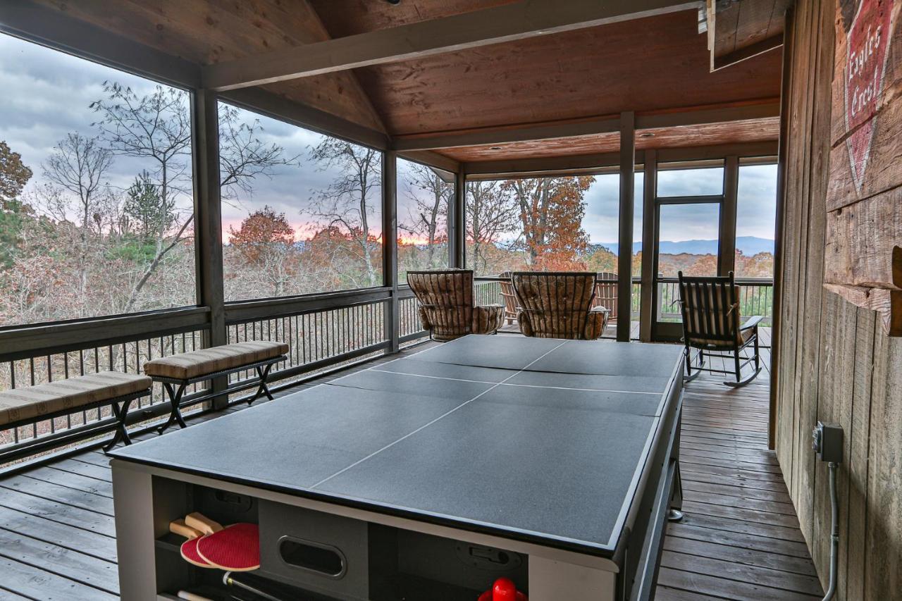 Villa Eagles Crest - Long Range Layered Mountain Views In Peaceful Neighborhood! Mineral Bluff Exterior foto