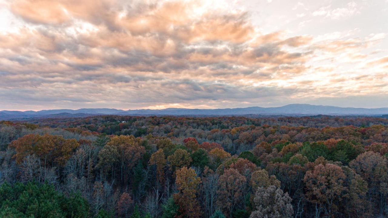 Villa Eagles Crest - Long Range Layered Mountain Views In Peaceful Neighborhood! Mineral Bluff Exterior foto