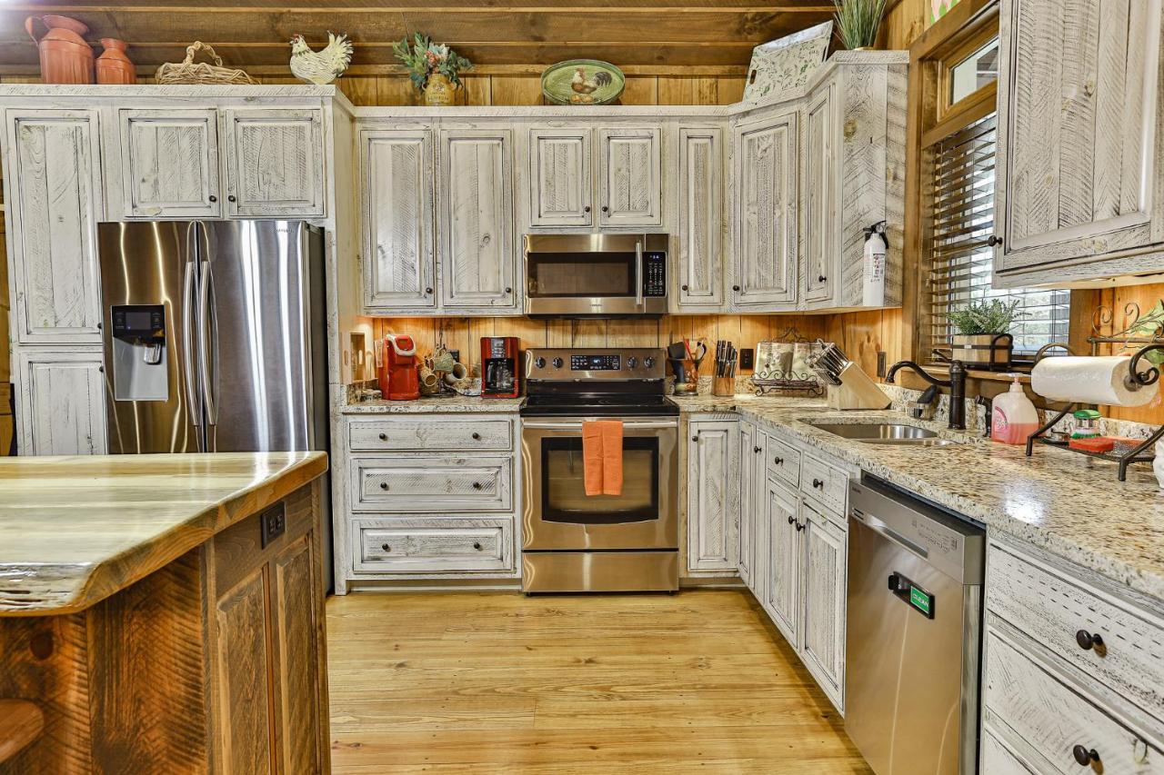Villa Eagles Crest - Long Range Layered Mountain Views In Peaceful Neighborhood! Mineral Bluff Exterior foto